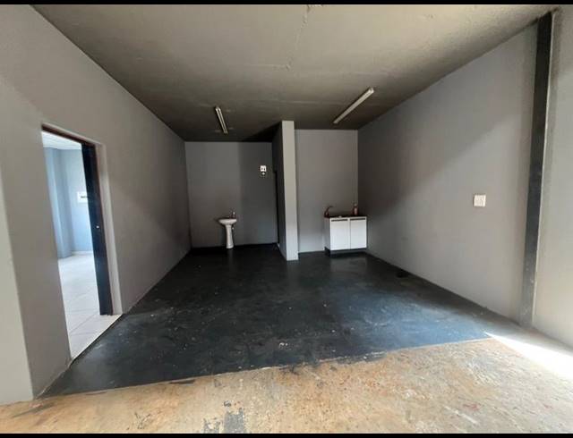 BUSINESS PROPERTY TO RENT IN SUNDERLAND RIDGE